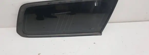 Volvo XC70 Rear side window