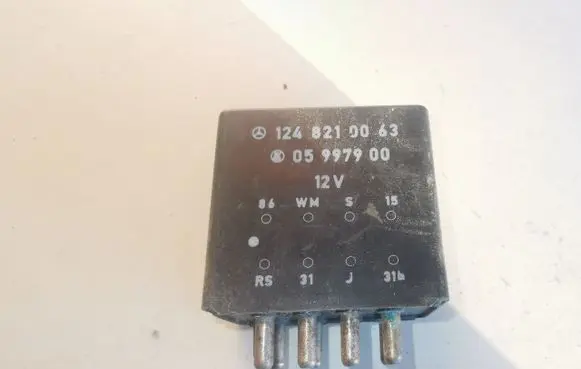 Mercedes-Benz E W124 Window wiper relay 1248210063 05997900