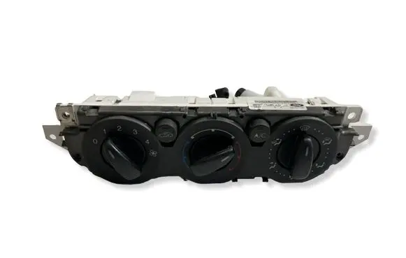 Ford Focus Climate control unit 3M5T19980AD P69607320