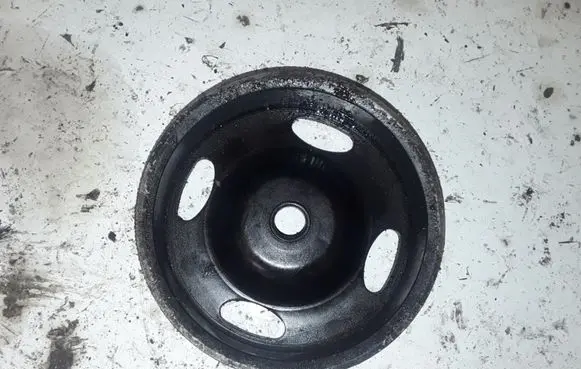 Volkswagen Golf V Crankshaft pulley 03D105255D