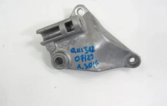 Nissan Qashqai Generator/alternator bracket 117107507R