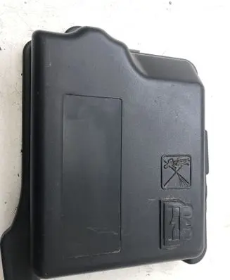 Peugeot 2008 I Fuse box cover 9671924480