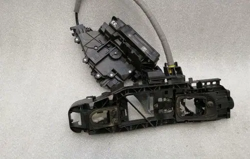 Mercedes-Benz C W205 Front door lock A2220064099