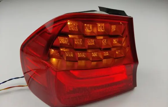 BMW 3 E90 E91 Rear/tail lights 7154153