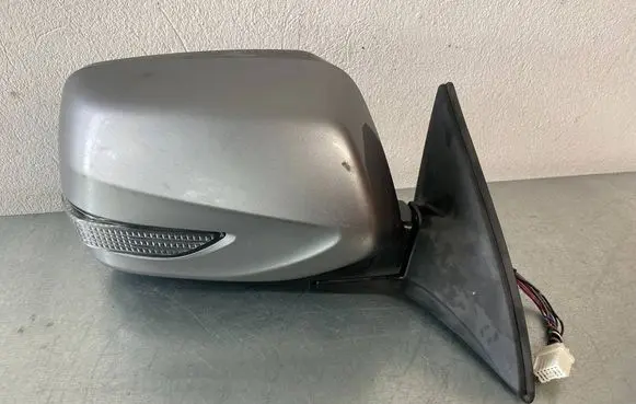 Subaru Legacy Front door electric wing mirror 027412