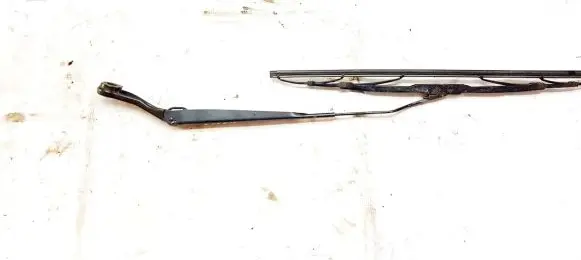 Nissan Micra Front wiper blade arm