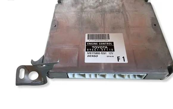 Toyota Corolla Verso AR10 Engine control unit/module 896610F110 MB1758009261 1758009261