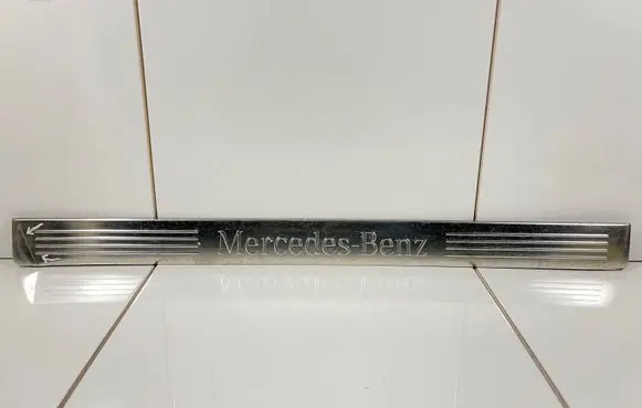 Mercedes-Benz E W212 Front sill trim cover A2126860936