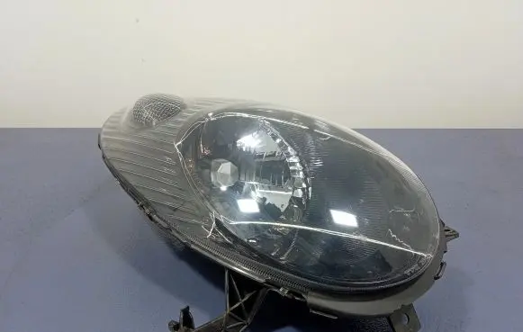 Nissan Micra Headlight/headlamp 20-A307