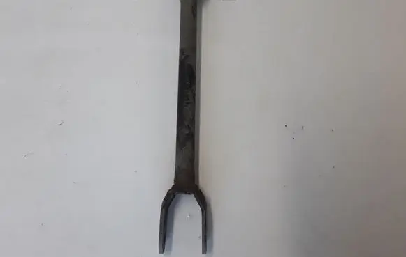 Renault Latitude (L70) Rear control arm 551107220R