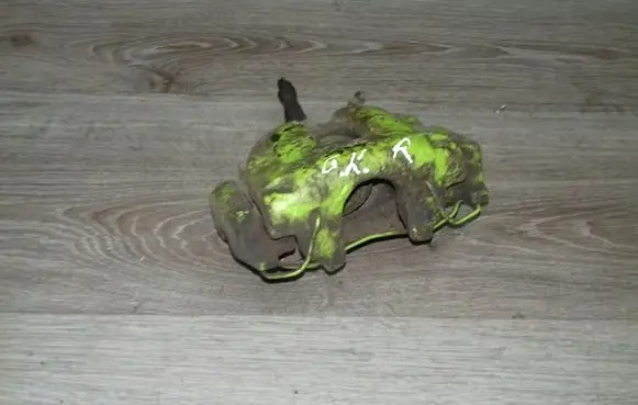 Volvo S80 Rear brake caliper