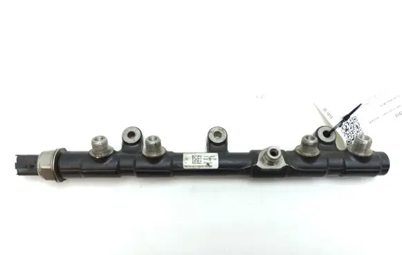 Renault Master III Fuel main line pipe H8201257368 175216547R 28325380
