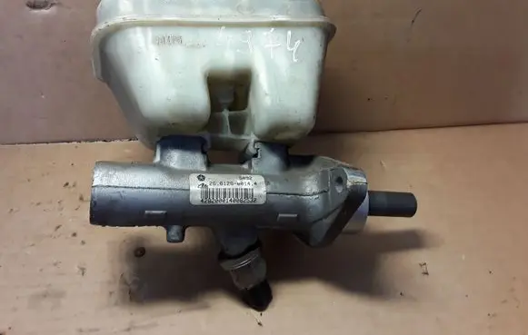 Jeep Grand Cherokee (WK) Master brake cylinder 26612600144