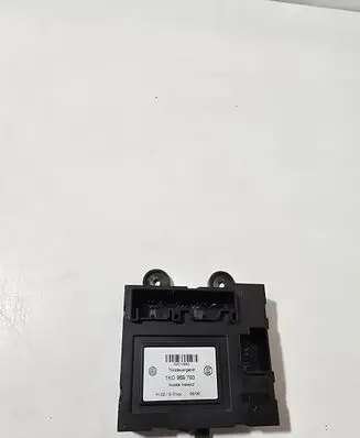 Volkswagen Caddy Door control unit/module 1K0959793 05074660