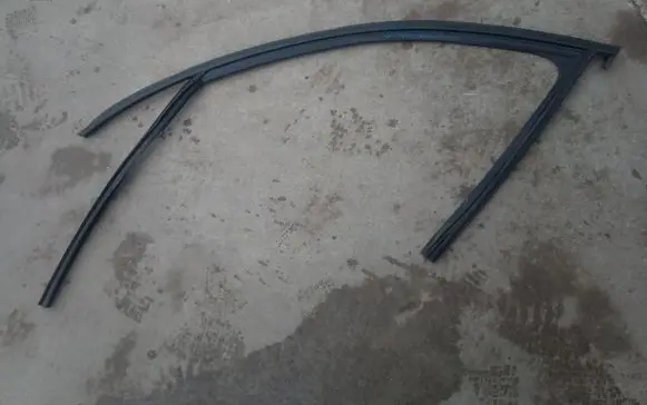 Skoda Octavia Mk3 (5E) Rubber seal front coupe door window 5E0837431A