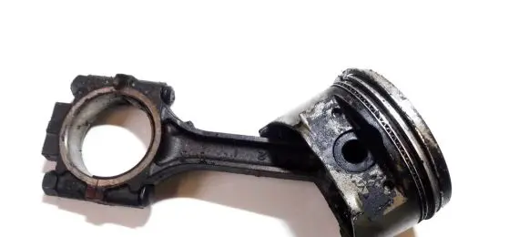 Chrysler Voyager Piston with connecting rod