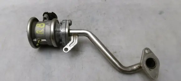 Audi R8 42 EGR valve 079131166E