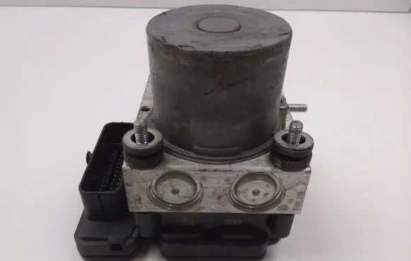 Skoda Fabia Mk3 (NJ) ABS Pump 6C0907379N