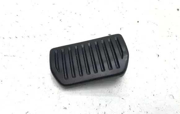 Volvo XC40 Brake pedal 3516078