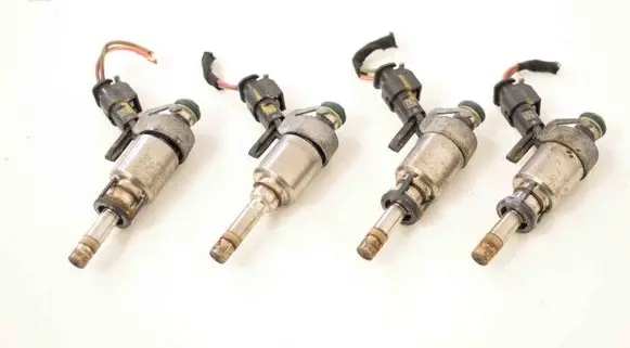 Volkswagen Sharan Fuel injectors set 0261500244 06L906036K
