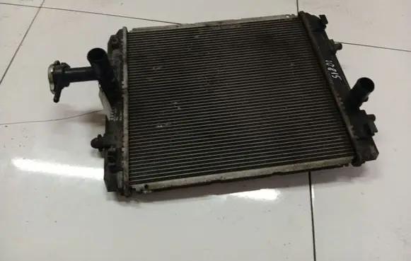 Toyota Aygo AB10 Coolant radiator