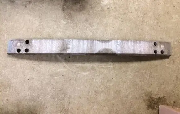 Lexus IS 200-300 Front bumper cross member