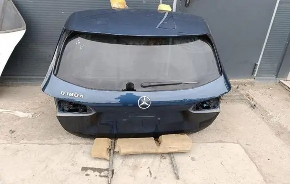 Mercedes-Benz B W247 Tailgate/trunk/boot lid 