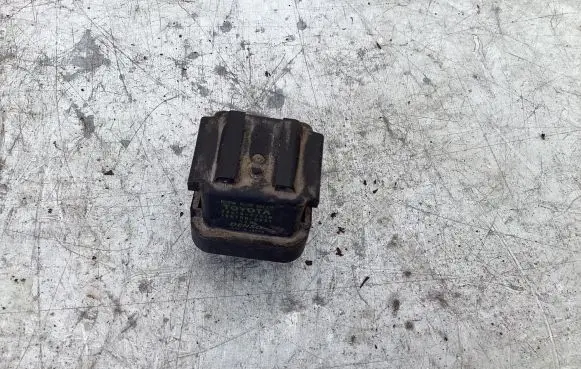 Toyota Corolla Verso AR10 Glow plug pre-heat relay 2861067010 1567000671