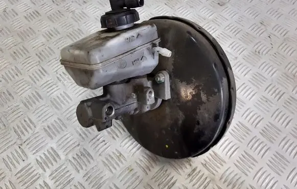 Dacia Logan I Brake booster 8200456127