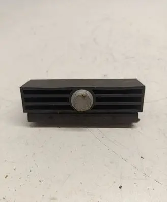 Battery bracket