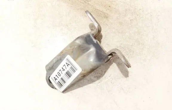 Subaru Outback Rear door lower hinge