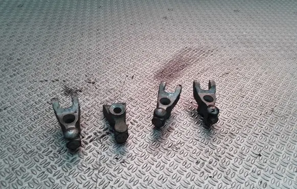 Fiat Stilo Fuel Injector clamp holder