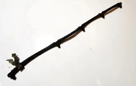 Toyota Yaris Fuel line/pipe/hose 