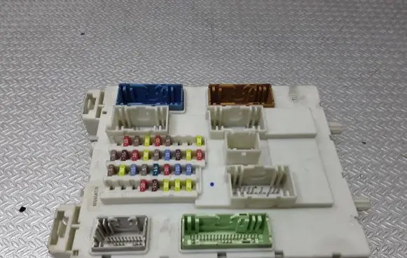 Ford Grand C-MAX Fuse module BV6N14A073EN