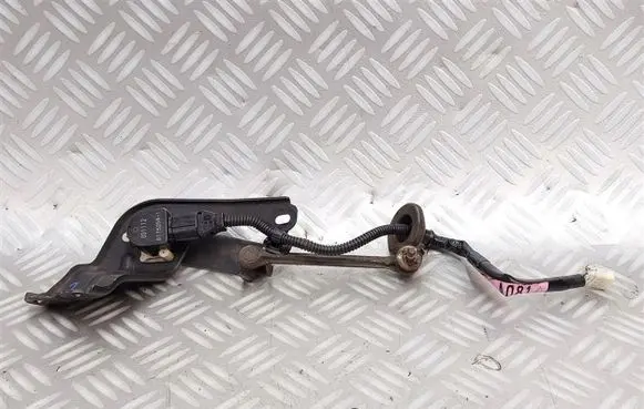 Mitsubishi Eclipse Cross Headlight/headlamp level sensor 8303A081