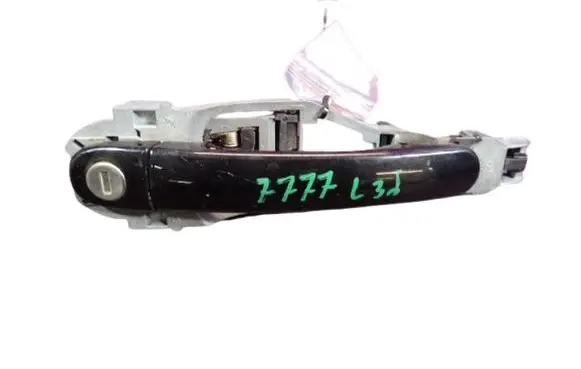 Volkswagen Polo IV 9N3 Front door exterior handle