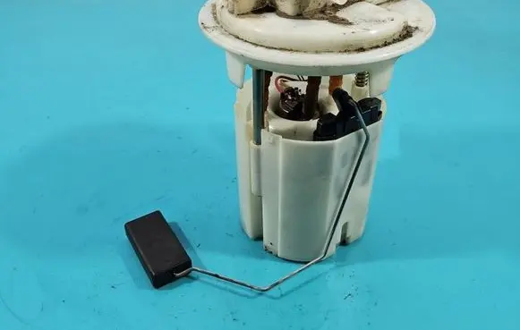 Peugeot 207 In-tank fuel pump 9657035980 IMPRK1580851