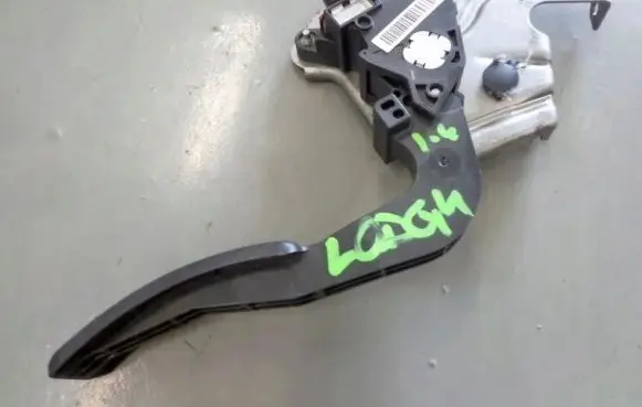 Dacia Lodgy Accelerator pedal position sensor 