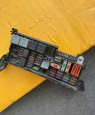 Mercedes-Benz GL X164 Fuse box set