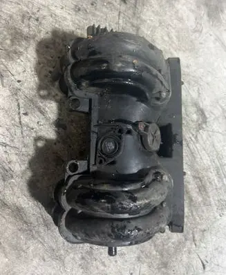 Volkswagen Polo Intake manifold 030129711B 290030592