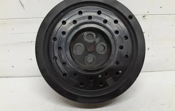 Opel Insignia A Crankshaft pulley 55569985