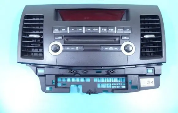 Mitsubishi Lancer VIII Radio/CD/DVD/GPS head unit 8002A378XA IMPRK1339701