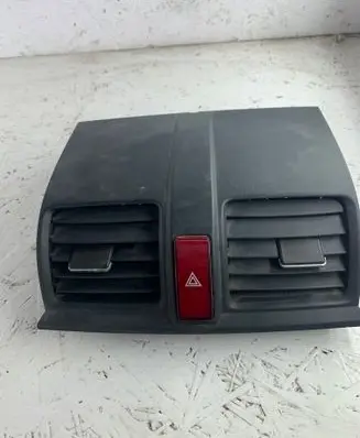 Honda CR-V Dashboard side air vent grill/cover trim 77610SWA