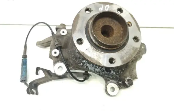 BMW 5 E60 E61 Front wheel hub spindle knuckle 6760954 6760954R 6908705
