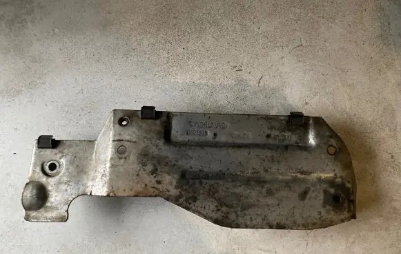 Volvo XC70 Other exhaust manifold parts 8627288