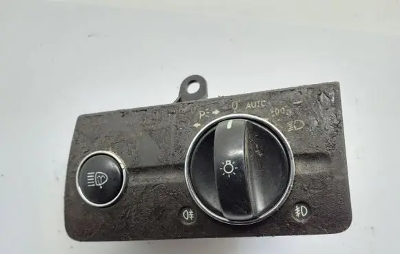 Mercedes-Benz E W211 Light switch 2115450404 04056050