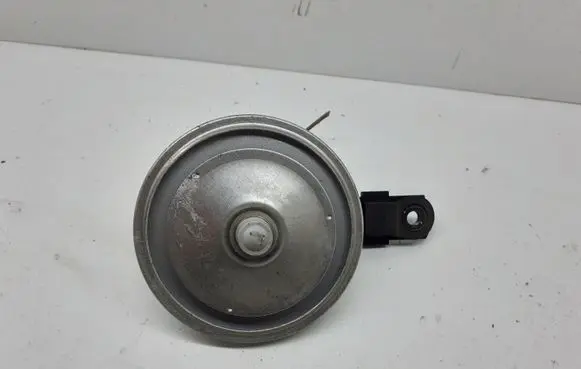 Volkswagen PASSAT B5 Horn signal CH5070105