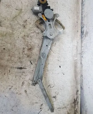 Toyota Corolla Verso AR10 Rear door window regulator with motor 997249100