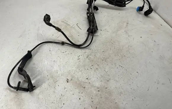 Infiniti QX30 ABS rear brake sensor 479005DA0A A2469059402 A0555459628
