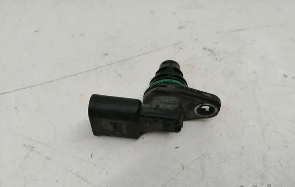 Volkswagen PASSAT CC Camshaft position sensor 030907601E 030907601